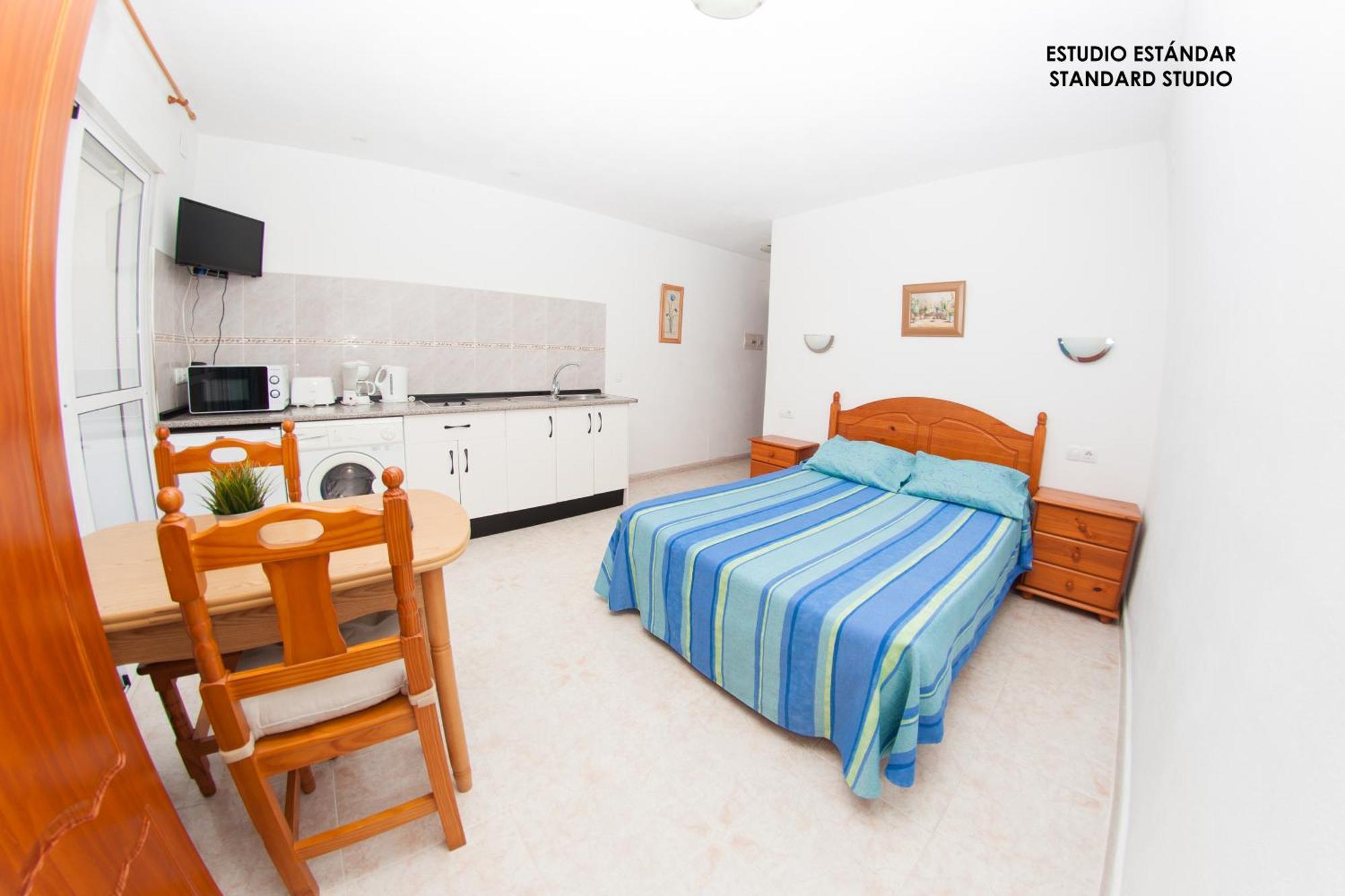 Apartamentos Rurales Santos Benajarafe Pokoj fotografie